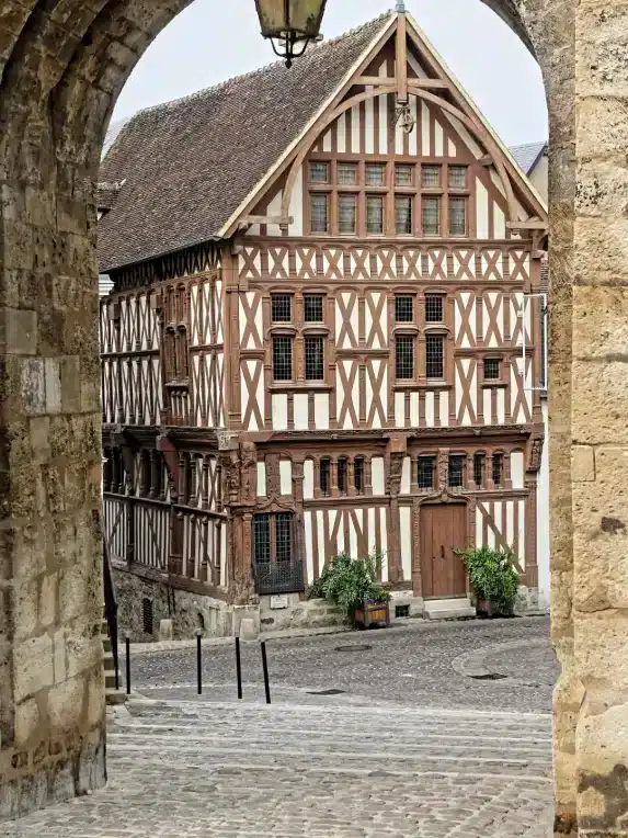 Joigny 1