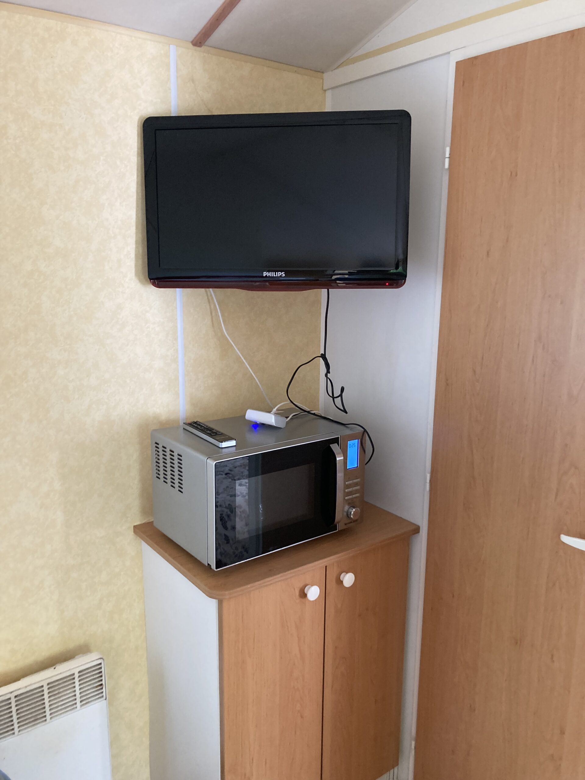 TV + micro ondes